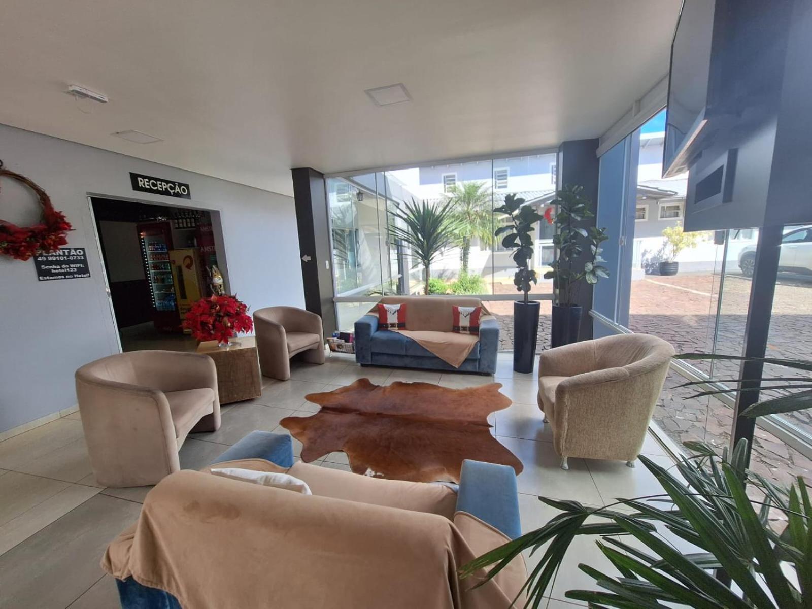 Hotel Descanso 4*
